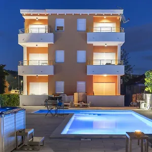  Apartment M & B